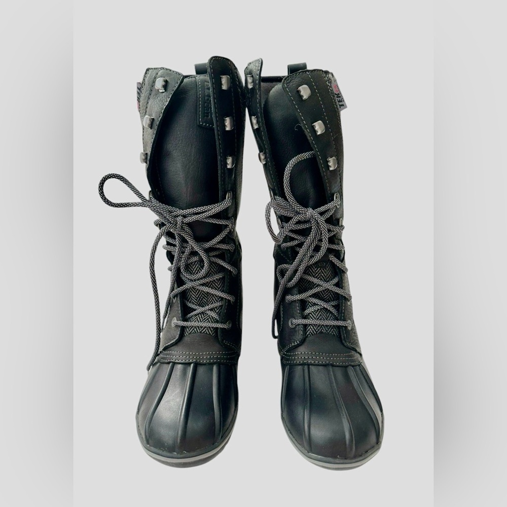 LL Bean Black Tall Harbor Lace-Up Winter Boots Size 8